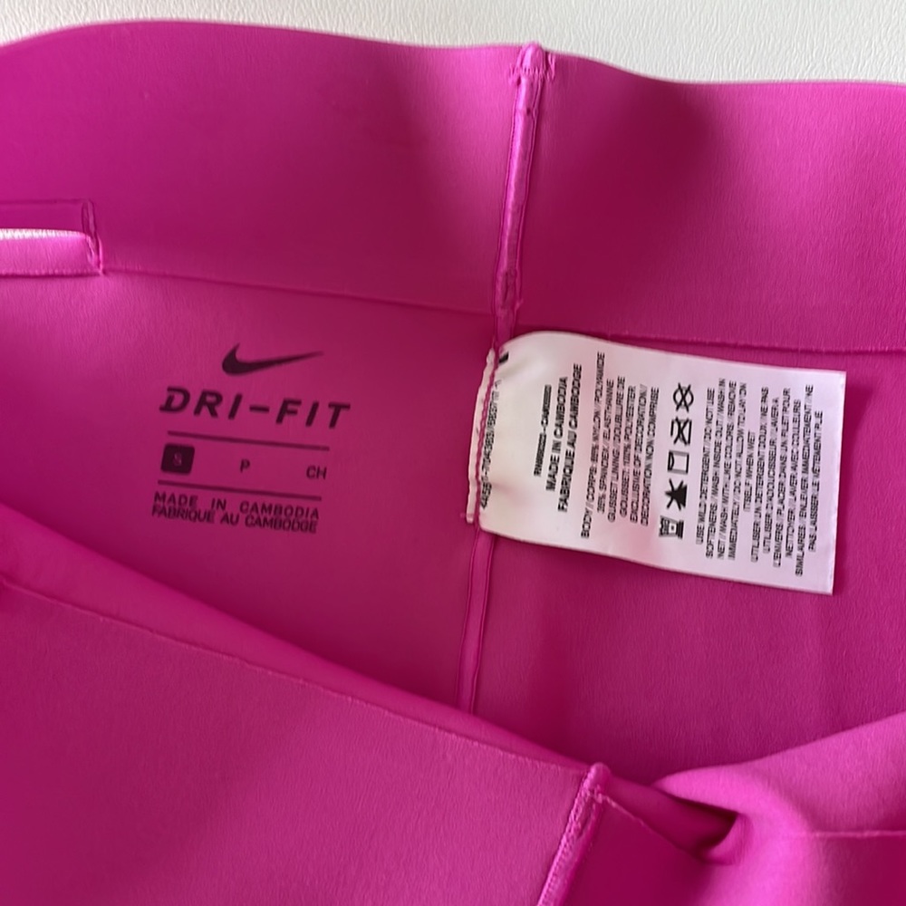 Nike Women’s Dry Fit Leggings - Picture 2 of 4
